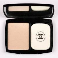 Пудра Chanel Poudre Universelle Compacte 18g
